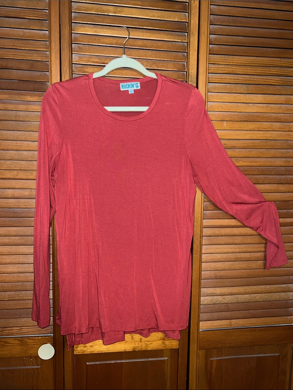 Rockin' & Co. Women's Long Sleeve Crew Top in Burnt Orange